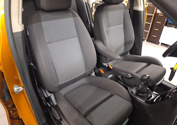 Opel Mokka cena 59900 przebieg: 117000, rok produkcji 2017 z Knurów małe 667